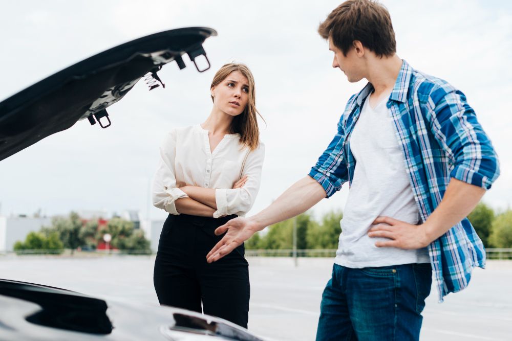 Acquisto sicuro auto usate tra privati con AutoProtetta, controllo targa e telaio
